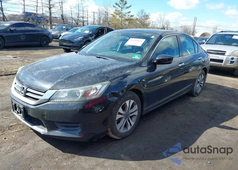 2015 Honda Accord Lx z USA, uszkodzony, nr VIN 1HGCR2F39FA005377